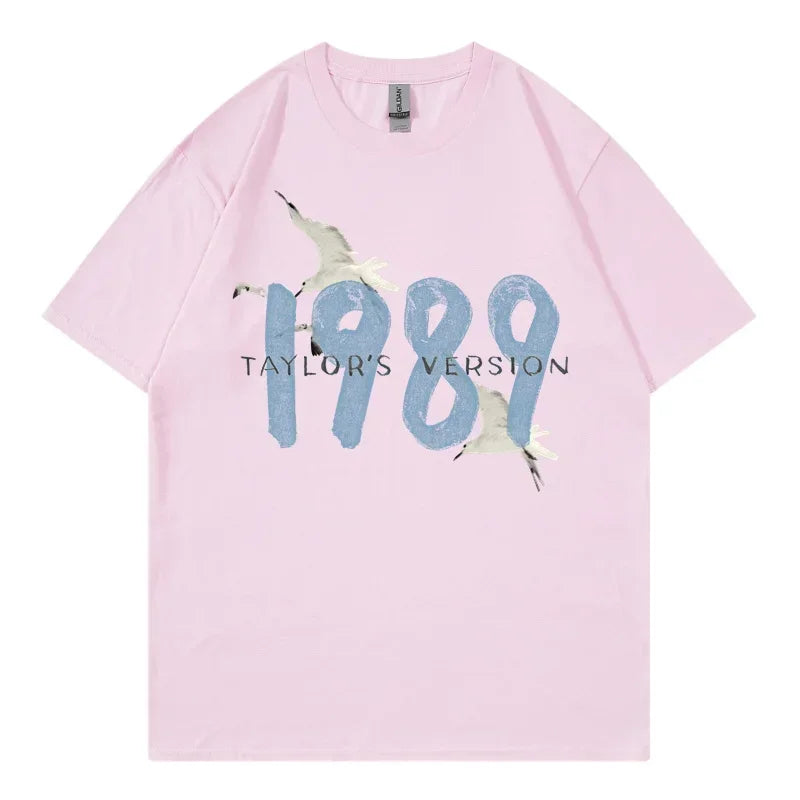 Unleash Your Inner Swiftie with the Oversized Taylor Swift 1989 T-Shirt – Perfect for Music Concerts and Everyday Streetwear!