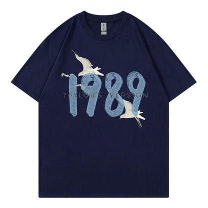 Unleash Your Inner Swiftie with the Oversized Taylor Swift 1989 T-Shirt – Perfect for Music Concerts and Everyday Streetwear!